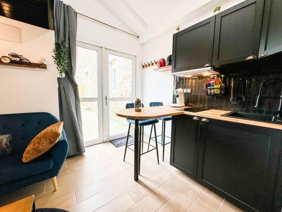 New: Calme Et Elegance *Face A La Gare*_Centrale Guingamp Dış mekan fotoğraf